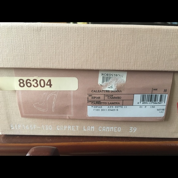 MIU MIU PRADA 💯% authentic leather rosegold heels - Picture 3 of 8